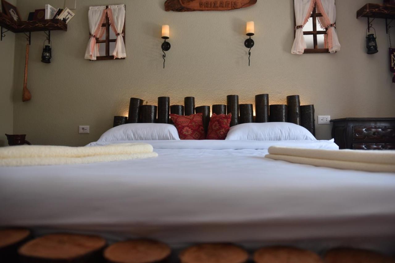 Hani I Vjeter Boutique Hotel Prizren Esterno foto